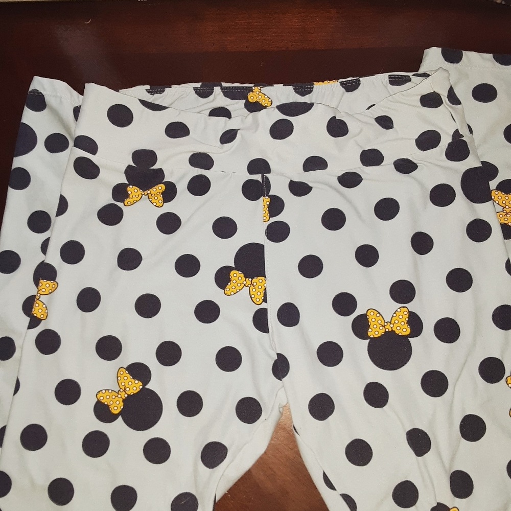 Lularoe leggings minnie mouse print